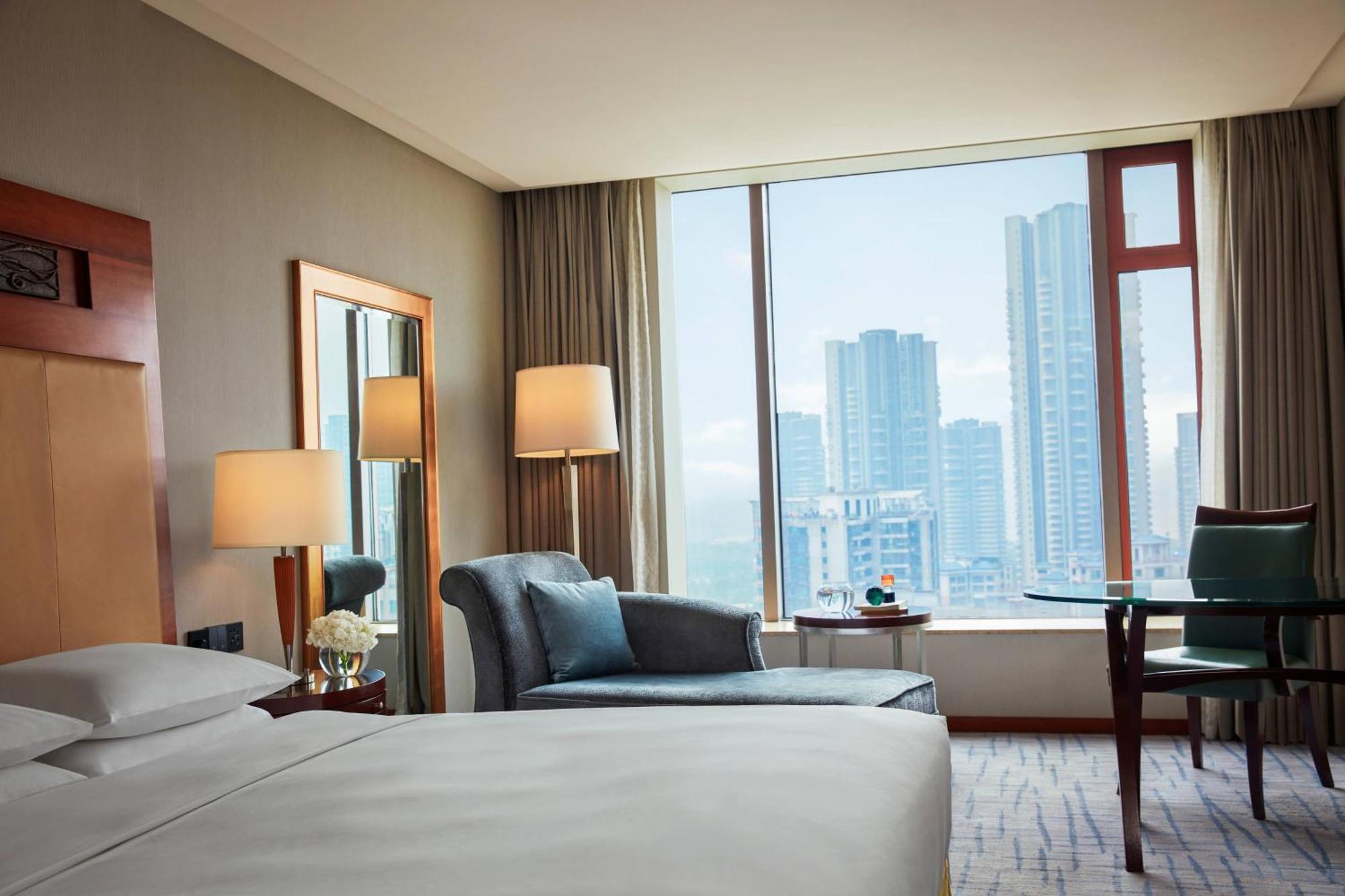 Renaissance Wuhan Hotel Bagian luar foto