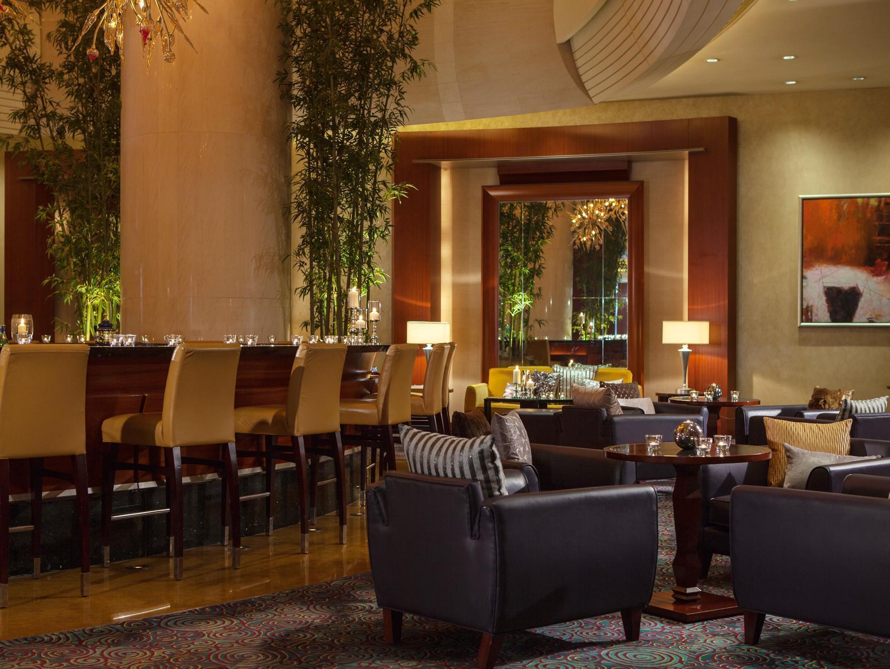 Renaissance Wuhan Hotel Bagian luar foto